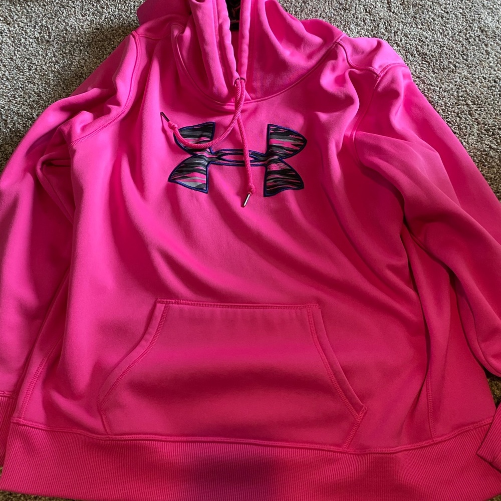 Under Armour Sweatshirt